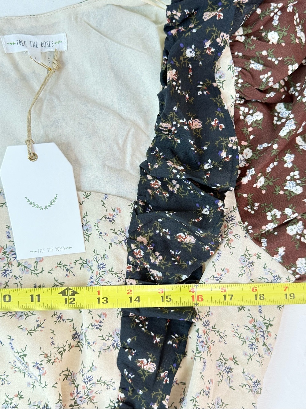 Free The Roses Floral Ruffle Top NWT Large Cottagecore - Picture 8 of 11